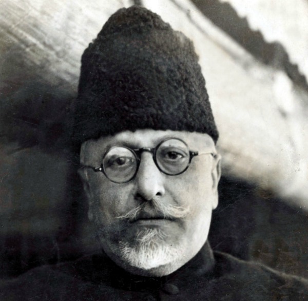 پرونده:Abul Kalam Azad 1.jpg