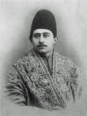 پرونده:Modir Saltaneh Khajeh Noori.jpg