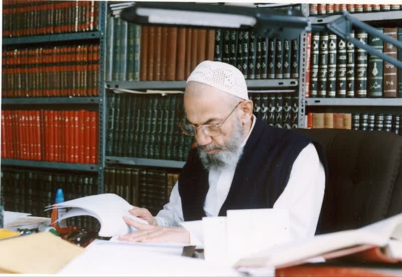 پرونده:آیت الله معرفت.jpg