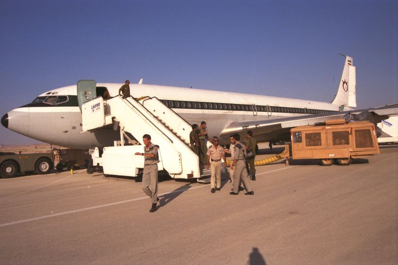 پرونده:D68-083.jpg