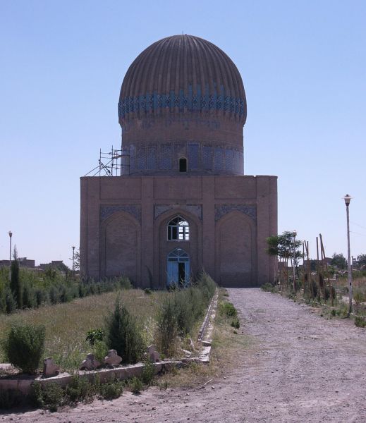پرونده:Herat Goharshad tomb.jpg