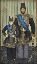 عزیزخان سردار به همراه مظفرالدین‌شاه حوالی سال‌های ۱۲۴۰–۱۲۳۸ شمسی